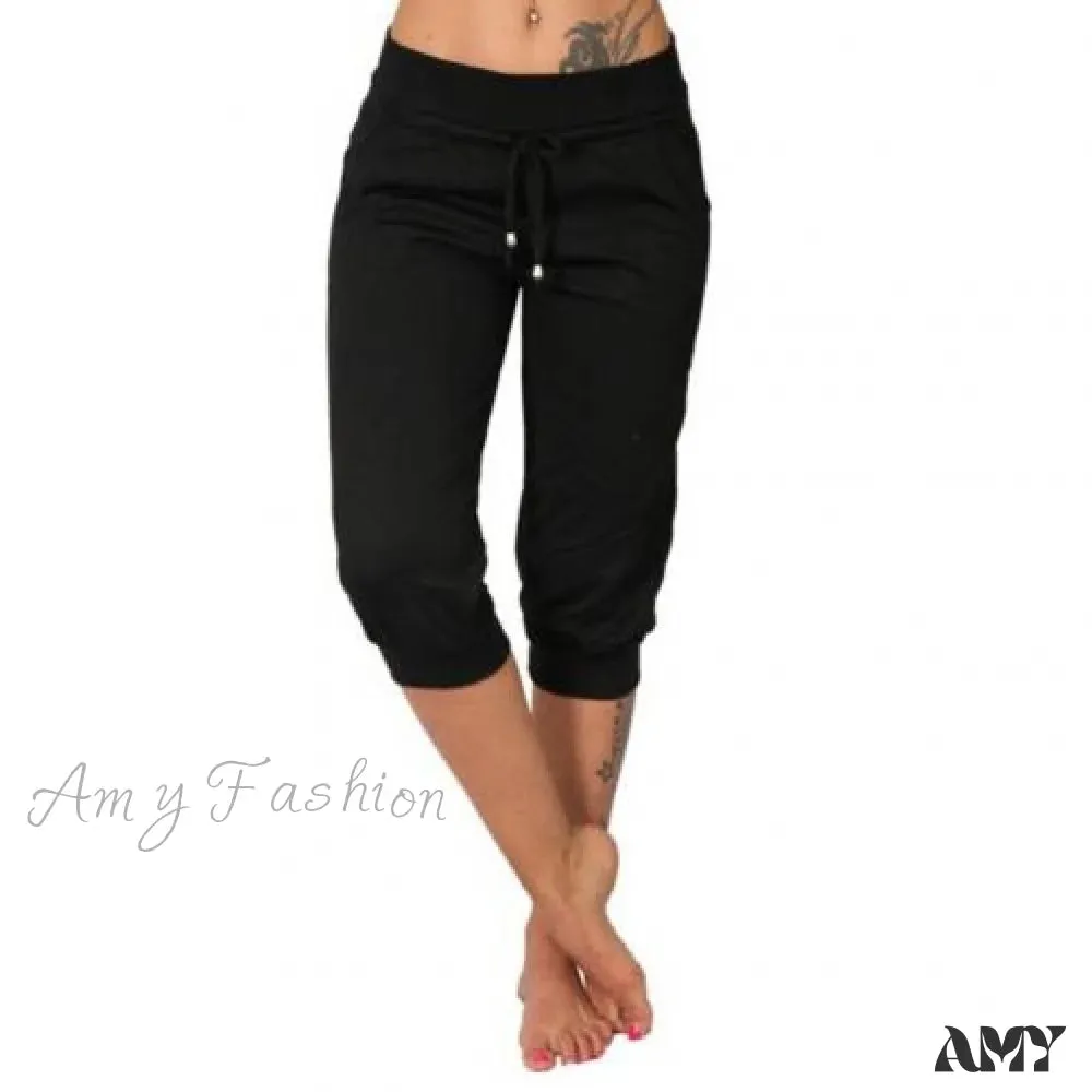 Amy Fashion - Casual Solid Color Low Rise Capri Pants