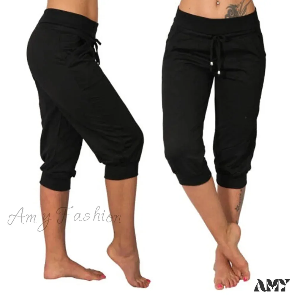 Amy Fashion - Casual Solid Color Low Rise Capri Pants