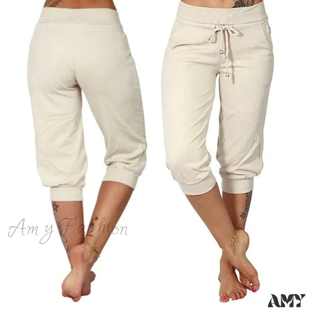 Amy Fashion - Casual Solid Color Low Rise Capri Pants