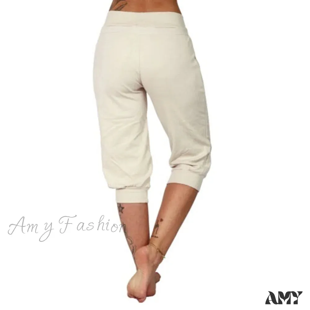 Amy Fashion - Casual Solid Color Low Rise Capri Pants
