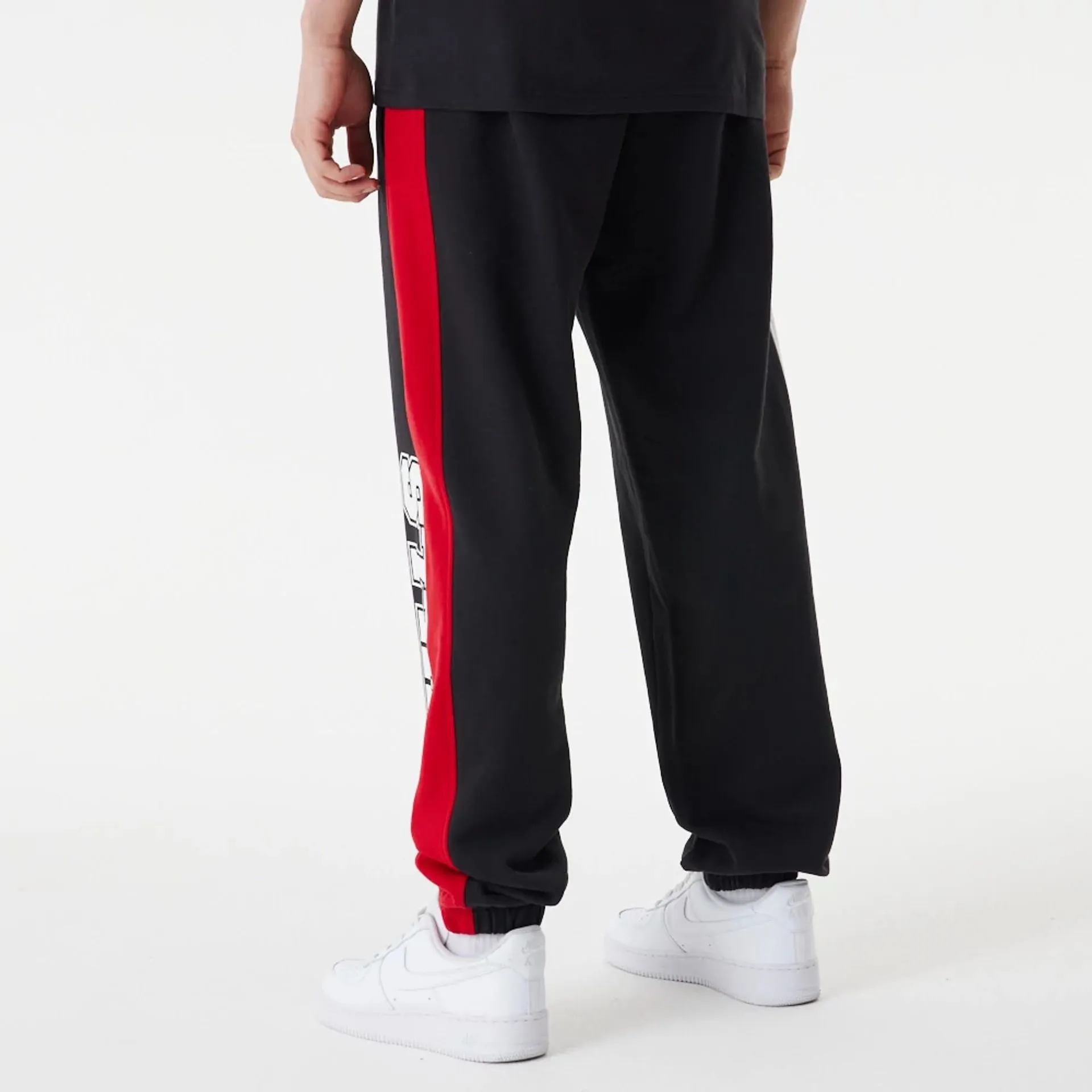 Chicago Bulls NBA Large Graphic Black Joggers