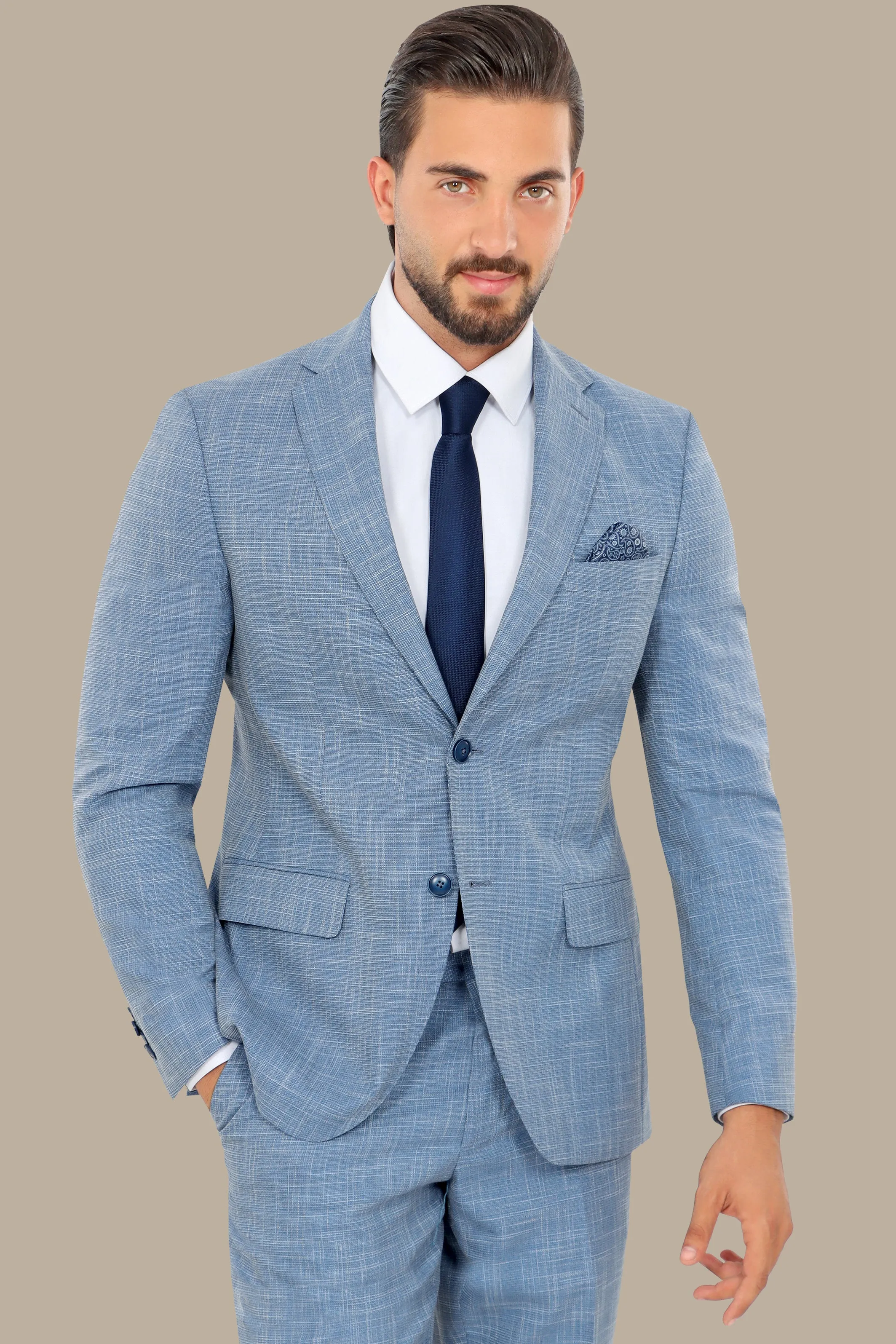 Light Blue 3-Piece Suit with Fila Fil Peak Lapel