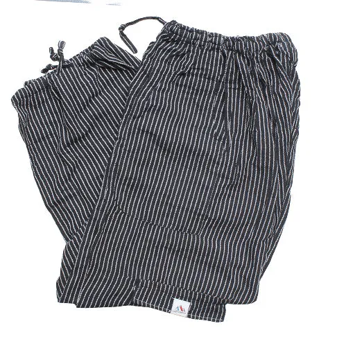 (Medium) Black with thin White stripes 0238