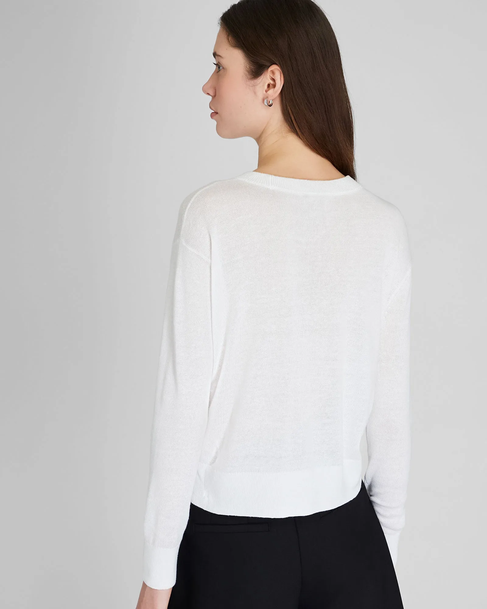 Signature Linen Crewneck