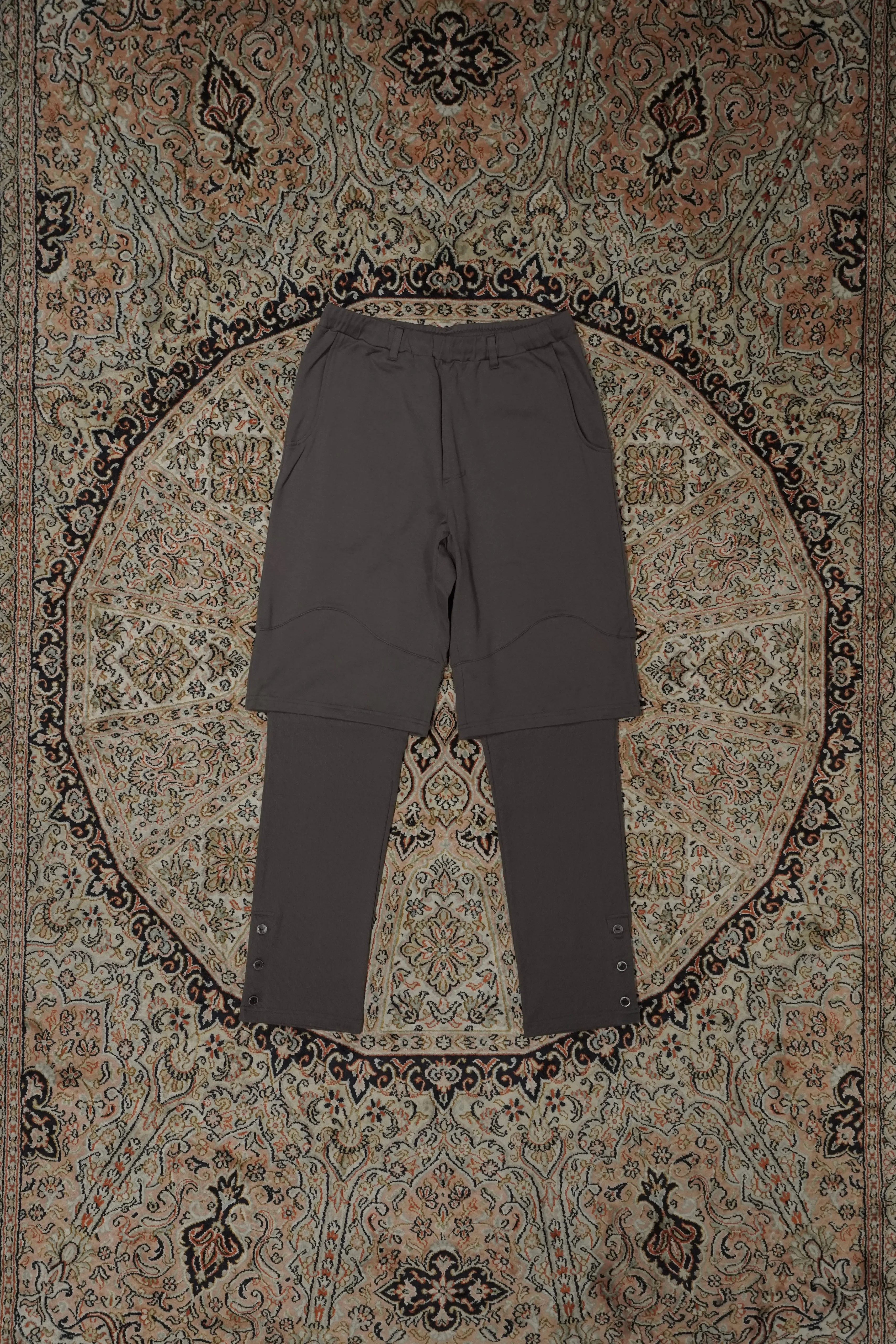 STEAF TREKKING SWEAT PANTS (TAUPE CHARCOAL)