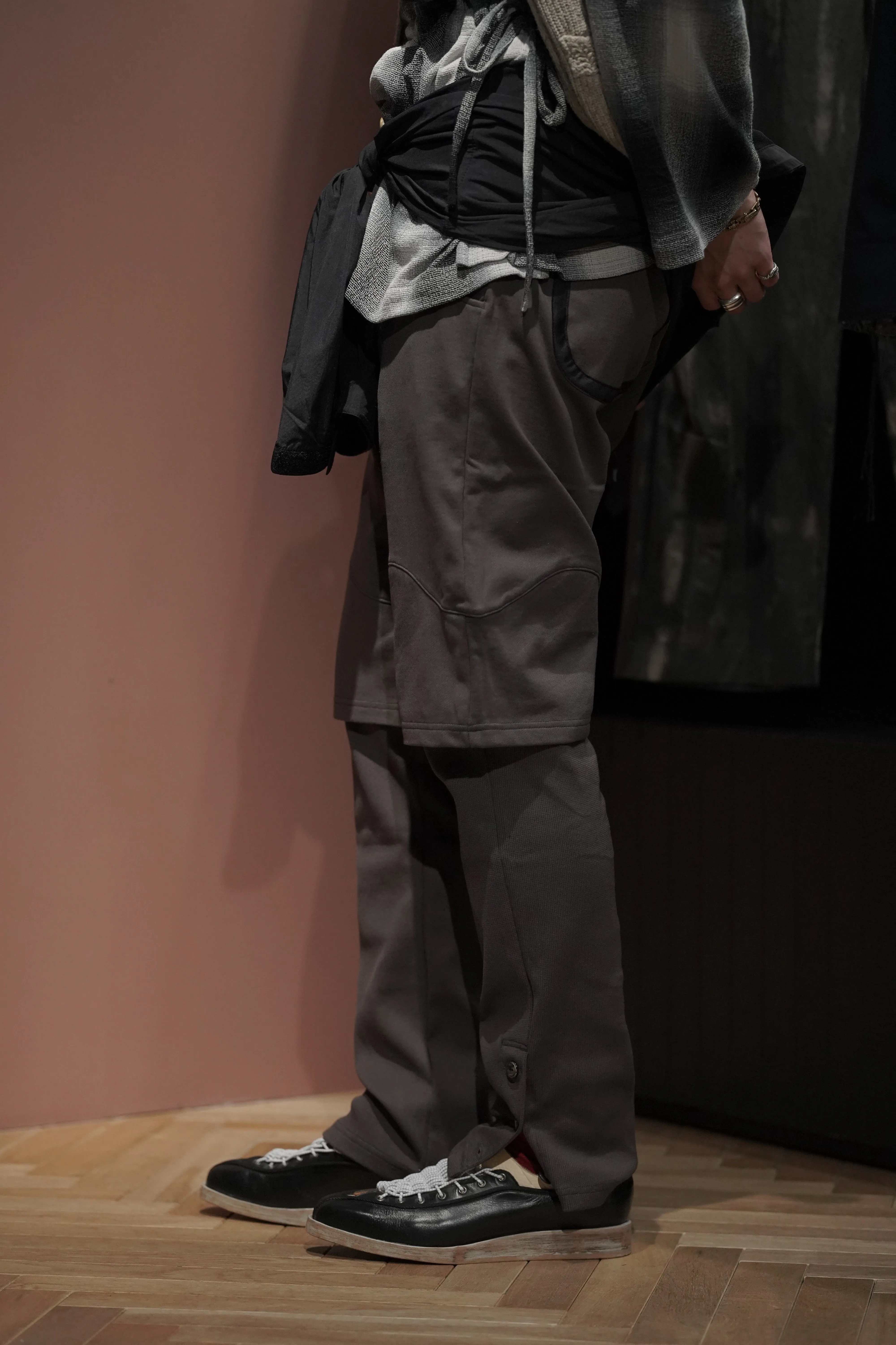 STEAF TREKKING SWEAT PANTS (TAUPE CHARCOAL)