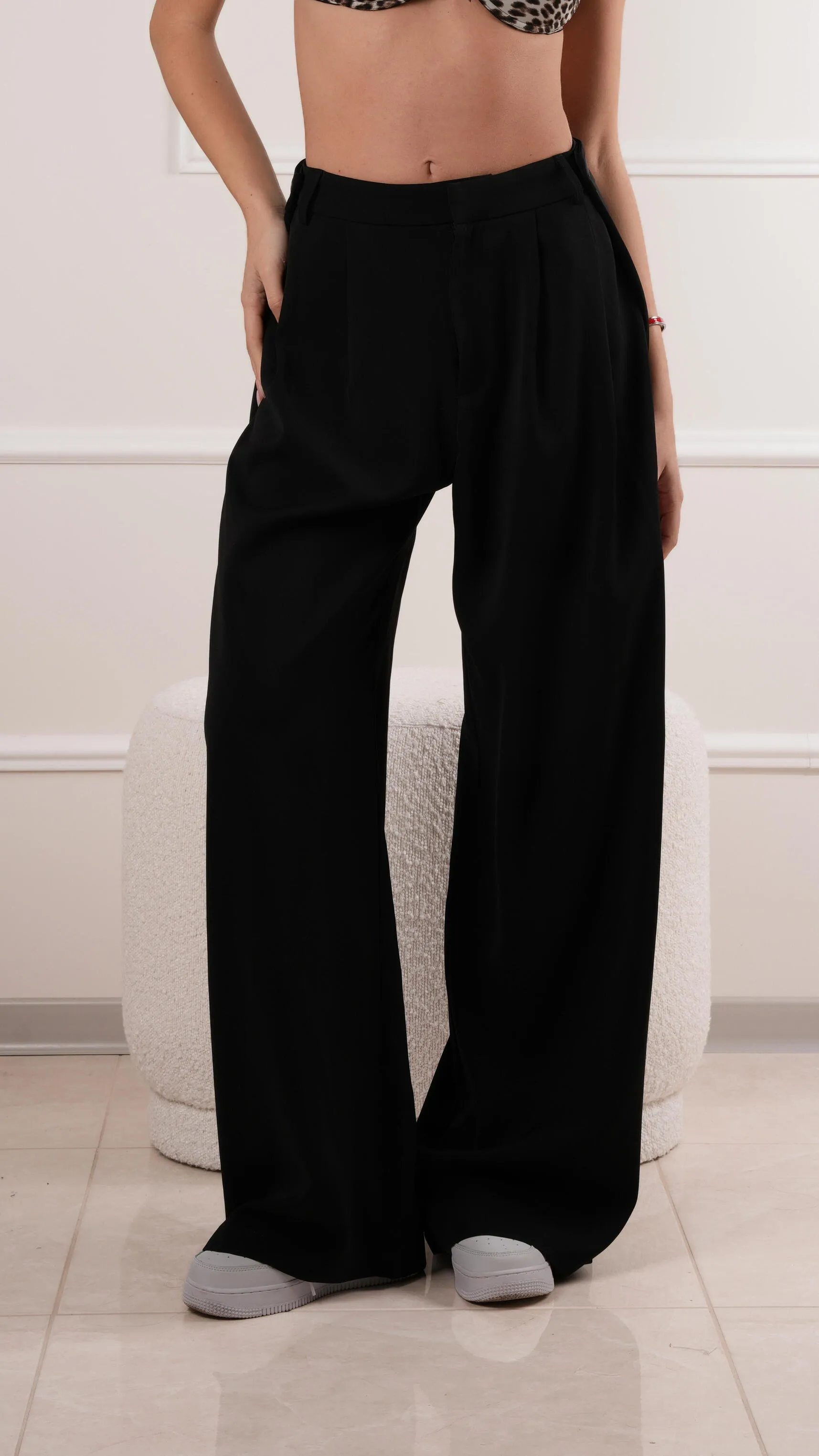 Wide-leg tailored trousers wholesale